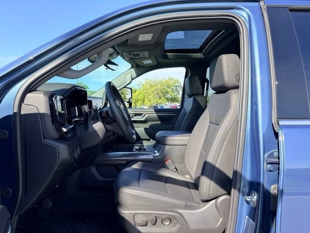 Certified 2025 Chevrolet Silverado 2500 LTZ w/ LTZ Premium Package AWD/4WD image 7