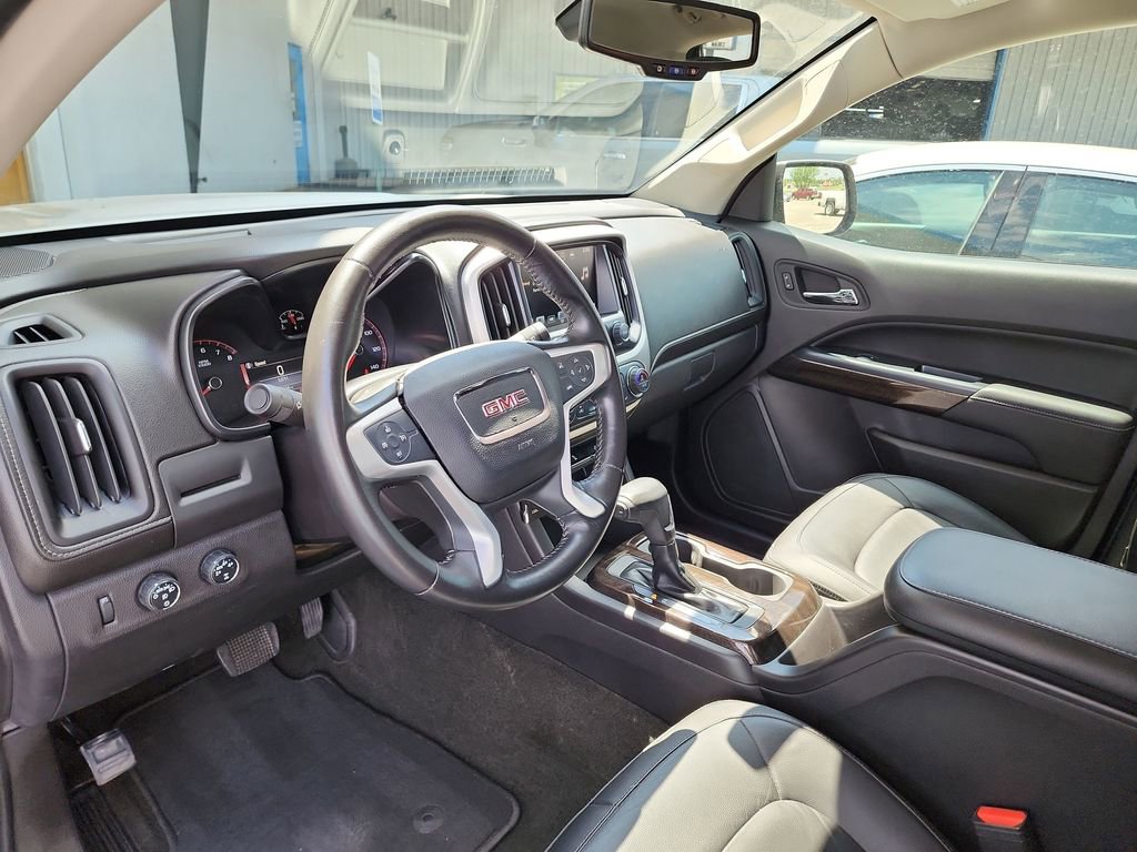 Used 2016 GMC Canyon SLT AWD/4WD image 14