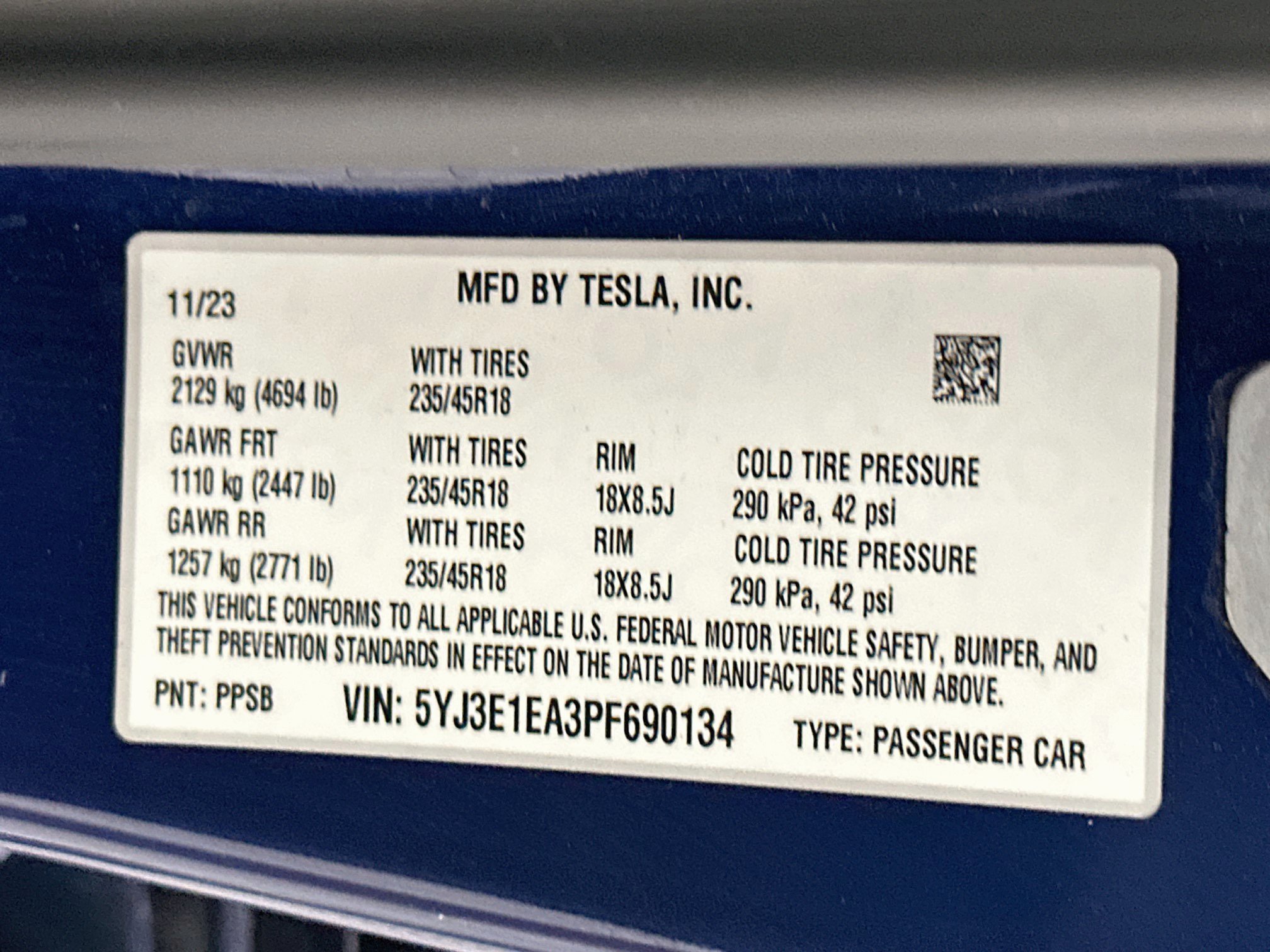 Used 2023 Tesla Model 3 Standard Range RWD image 12