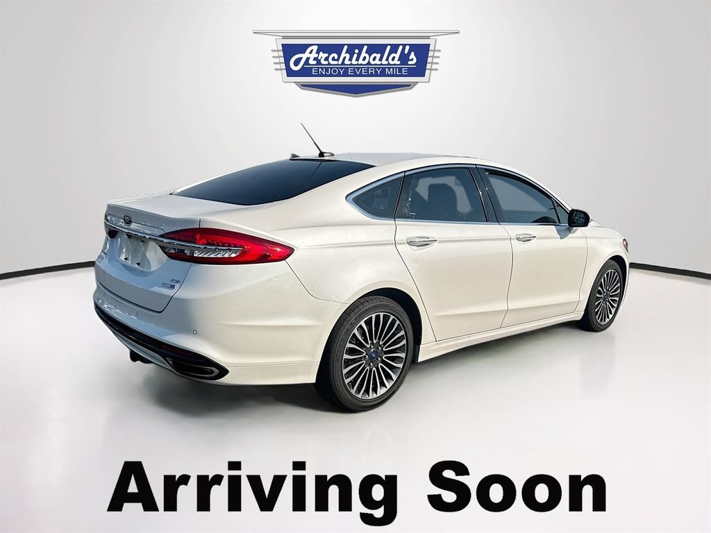 Used 2017 Ford Fusion SE w/ Fusion SE Technology Package AWD/4WD image 5