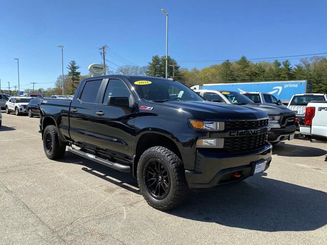 Used 2021 Chevrolet Silverado 1500 Custom Trail Boss w/ Midnight Edition AWD/4WD image 1