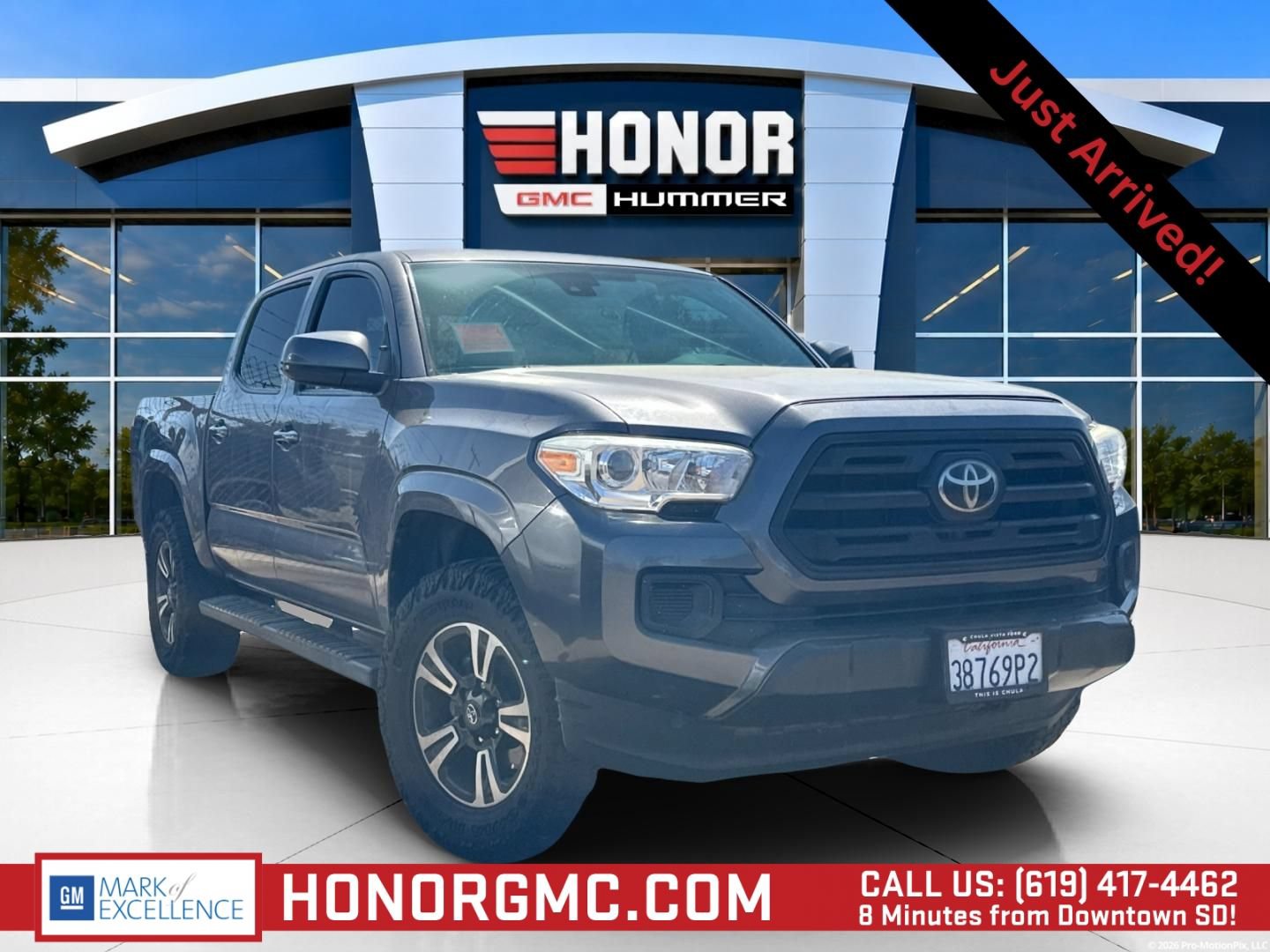 Used 2019 Toyota Tacoma SR RWD image 1