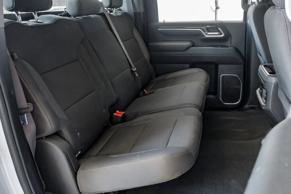 Used 2024 Chevrolet Silverado 3500 LT w/ Convenience Package AWD/4WD image 33
