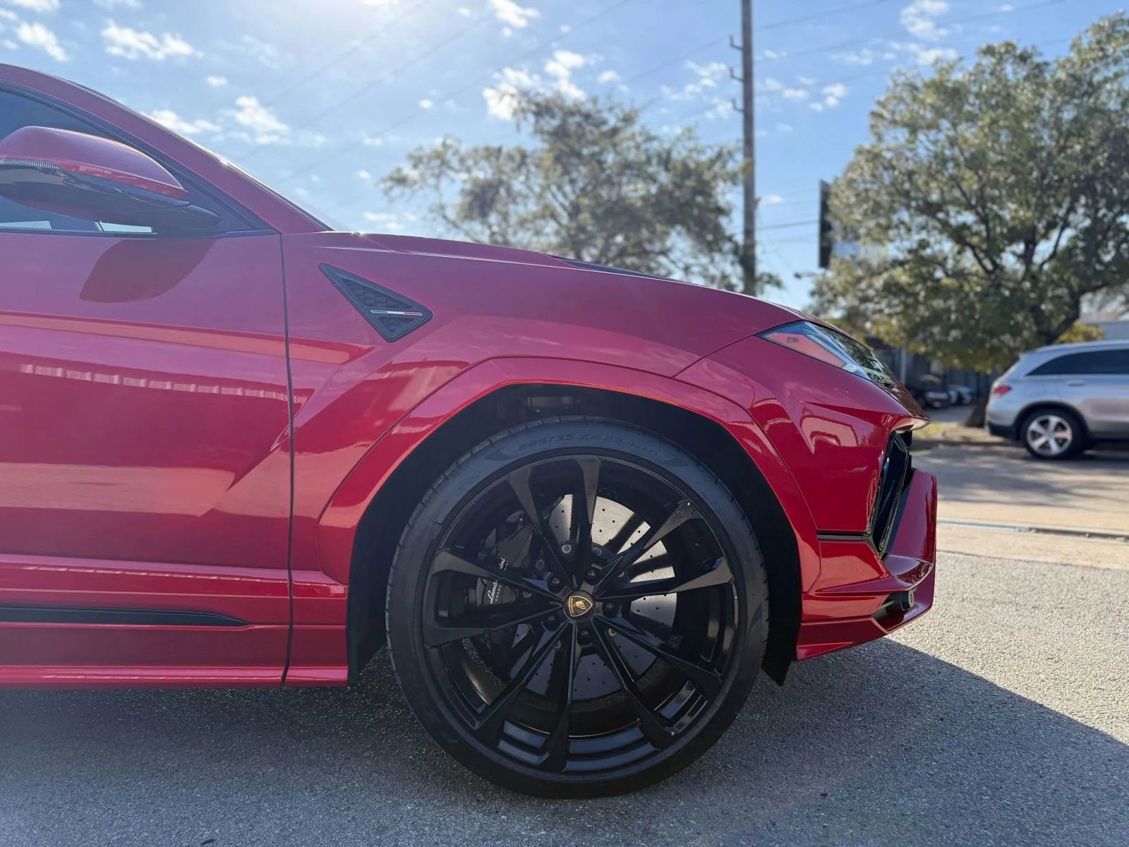 Used 2023 Lamborghini Urus S AWD/4WD image 40