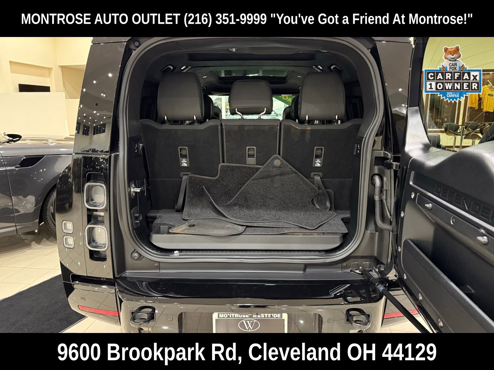 Certified 2025 Land Rover Defender 130 V8 image 45