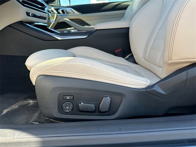 New 2026 BMW 430i xDrive Convertible w/ Premium Package image 25