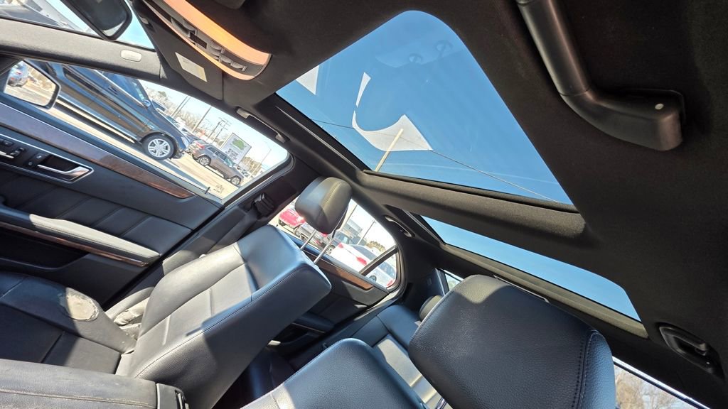 Used 2012 Mercedes-Benz E 350 4MATIC Sedan image 14