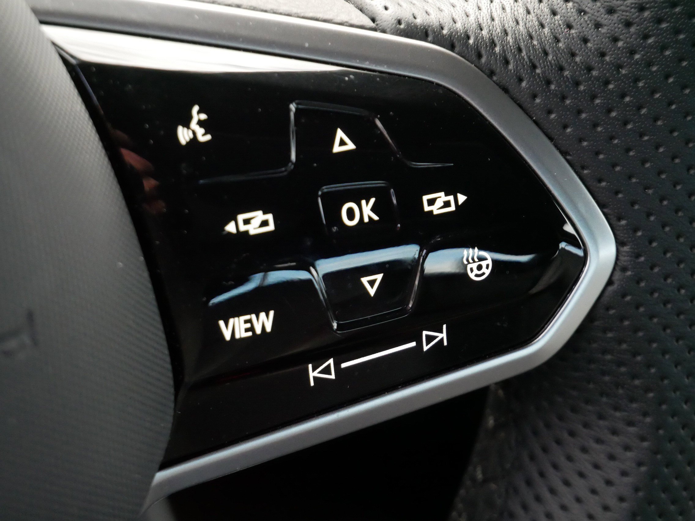 Certified 2025 Volkswagen Jetta GLI Autobahn image 25