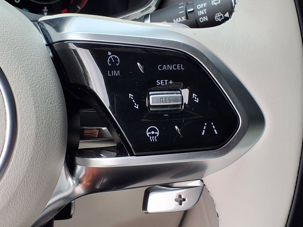 New 2026 Jaguar F-PACE R-Dynamic S image 15