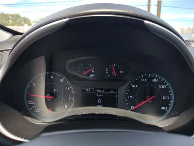 Used 2025 Chevrolet Malibu LT FWD image 11