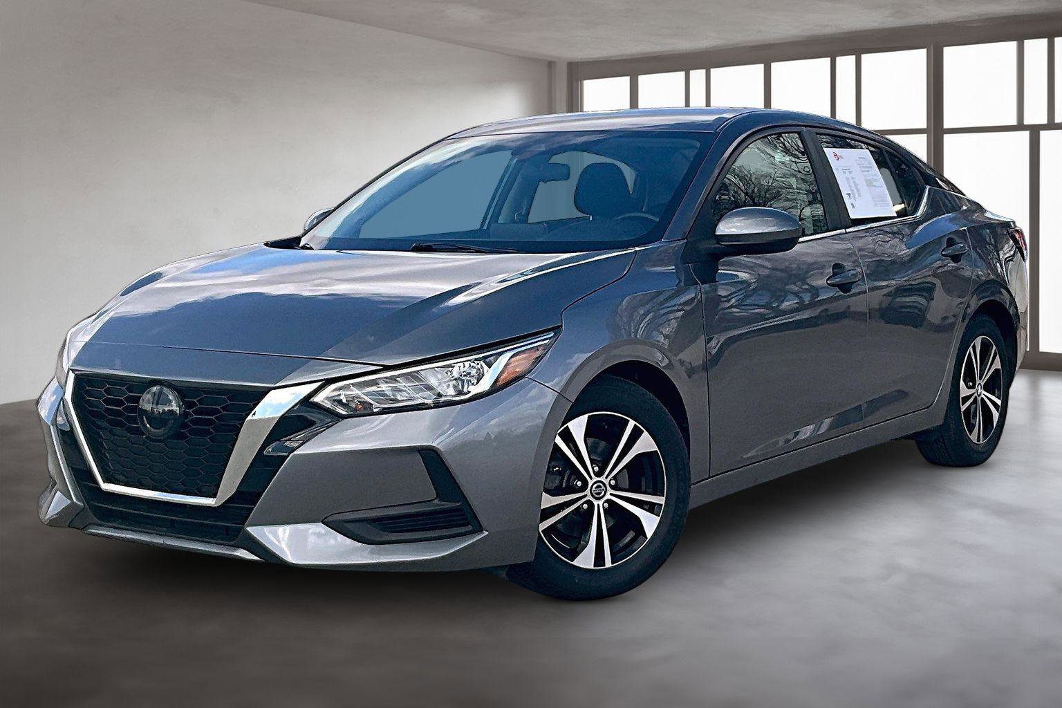 Used 2023 Nissan Sentra SV image 2