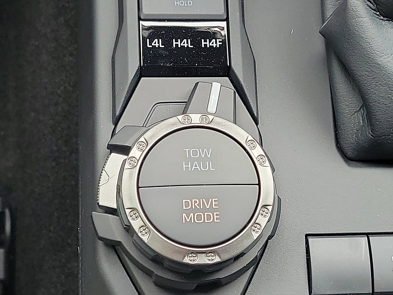 New 2026 Toyota 4Runner Limited AWD/4WD image 16