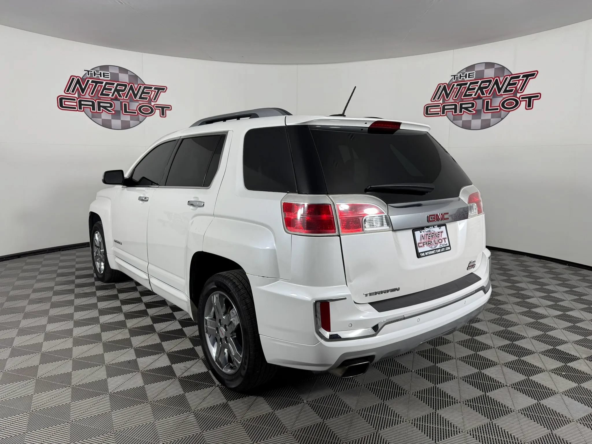 Used 2017 GMC Terrain Denali FWD image 5