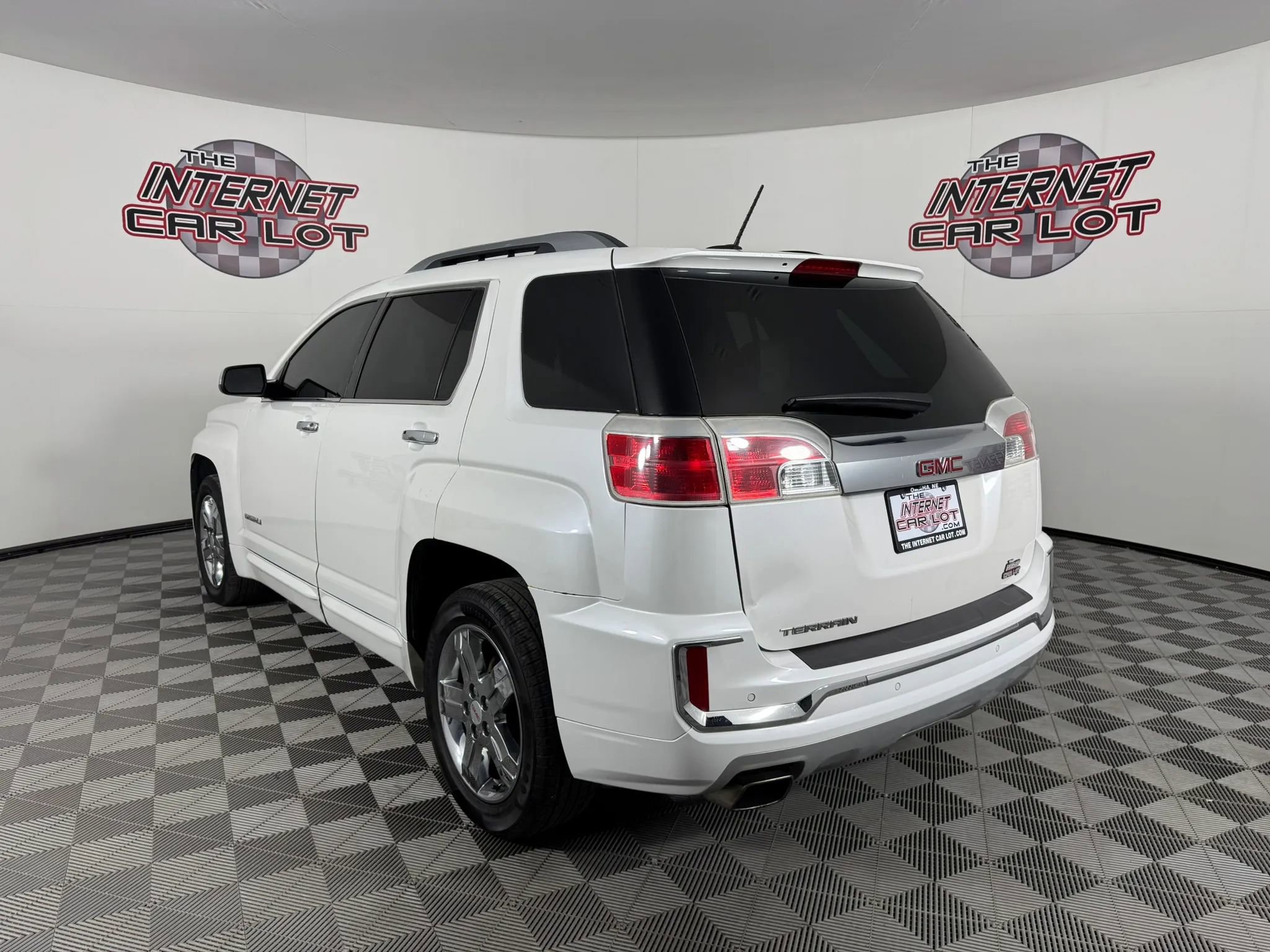 Used 2017 GMC Terrain Denali FWD image 5