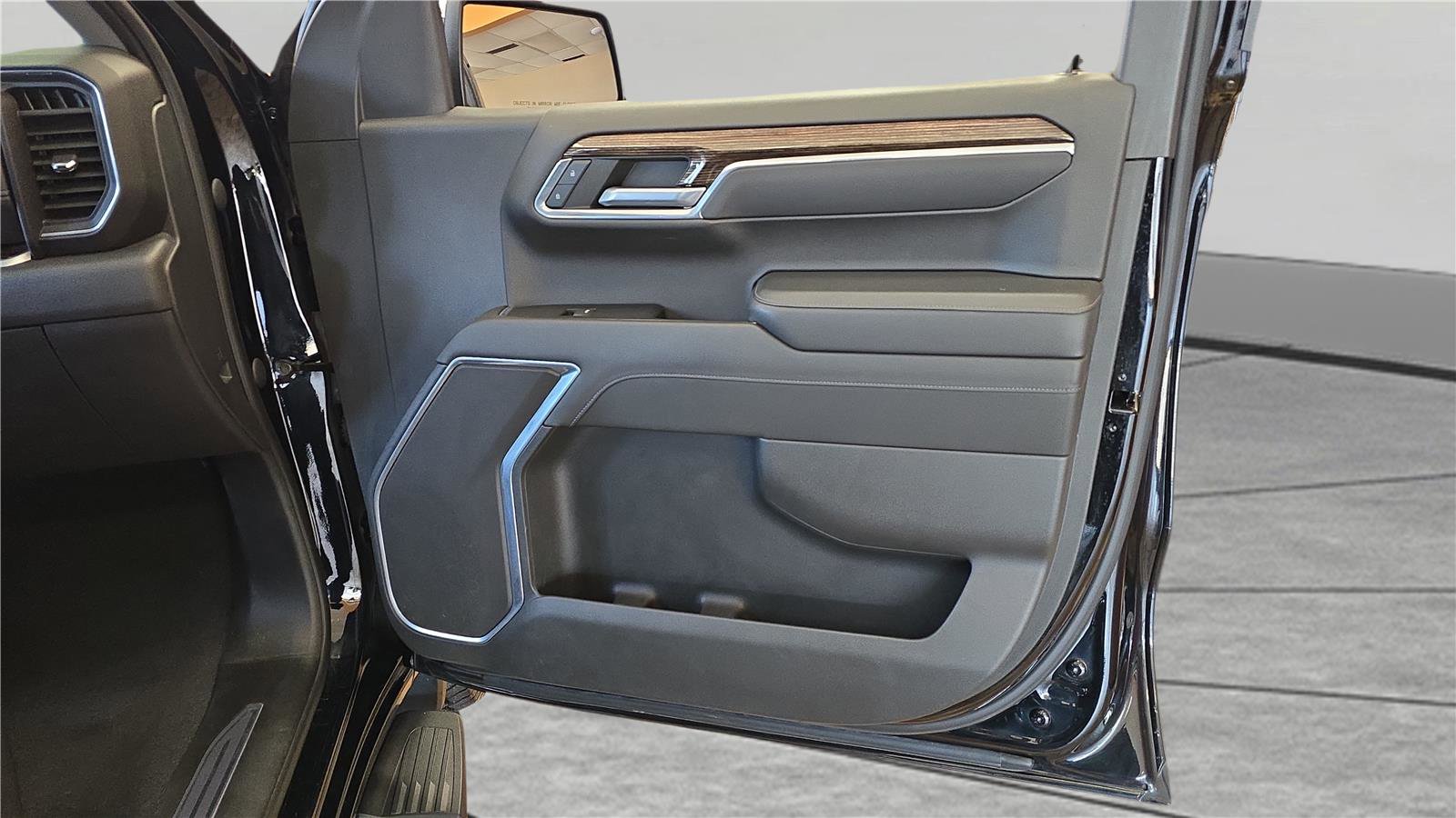 Used 2022 GMC Sierra 1500 SLE image 15