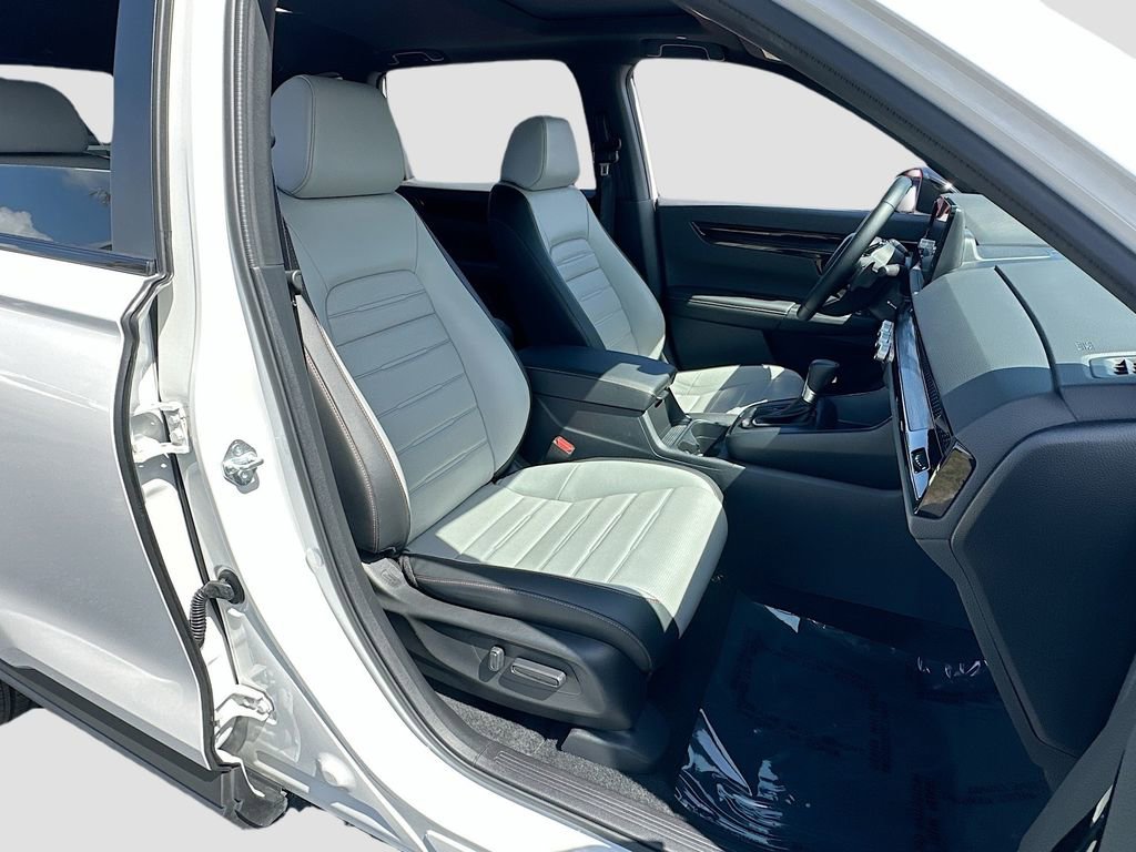 Used 2026 Honda CR-V Sport Touring image 28