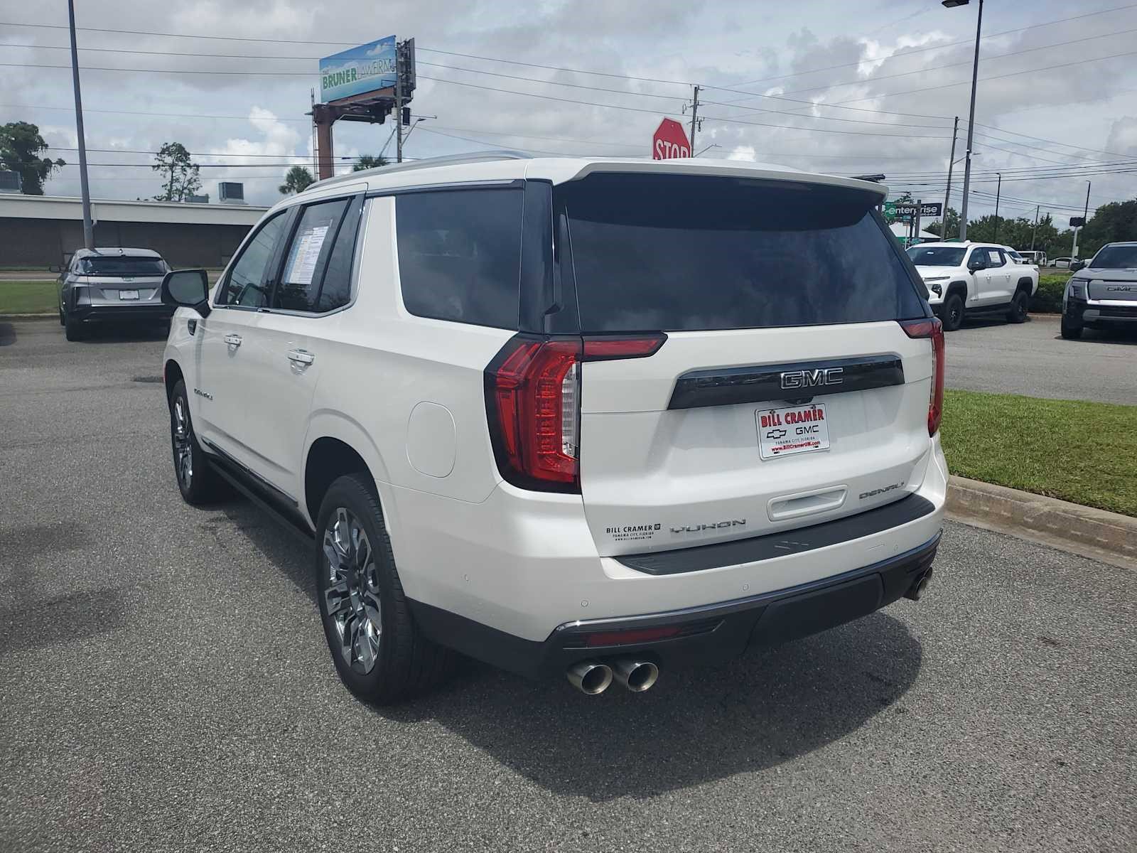 Certified 2024 GMC Yukon Denali Ultimate image 3