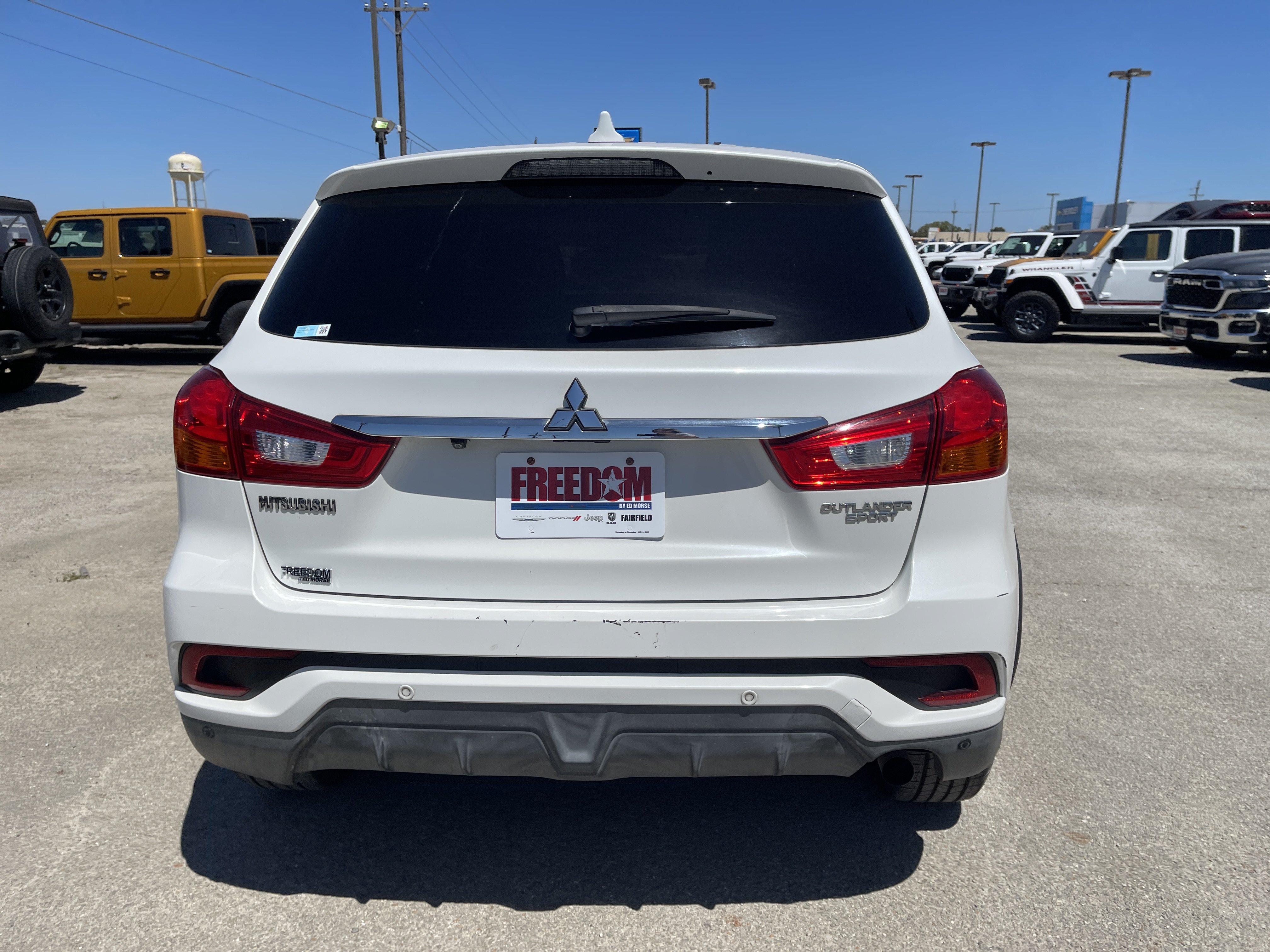 Used 2019 Mitsubishi Outlander Sport ES FWD image 5