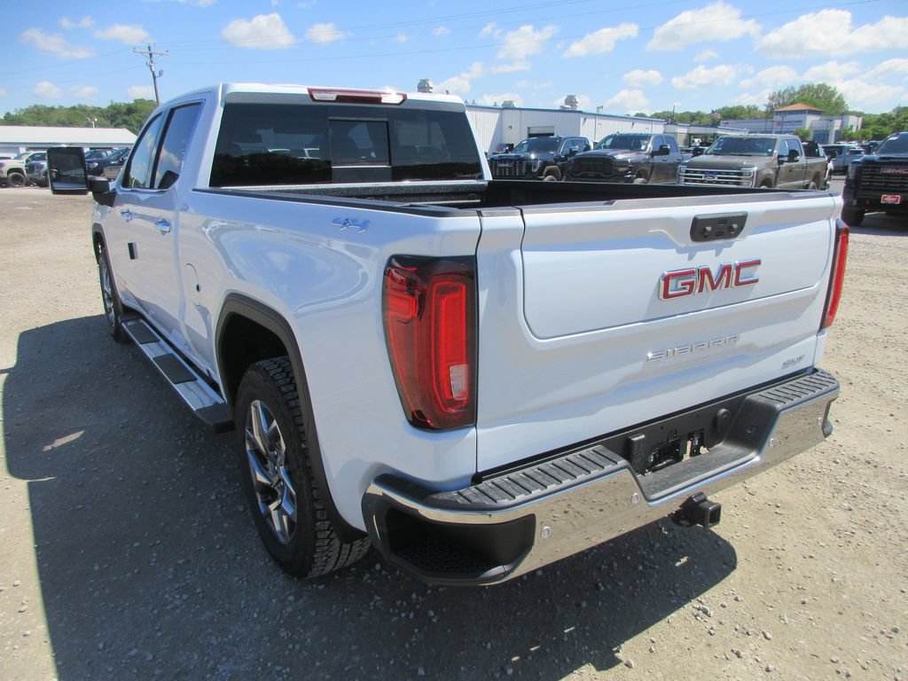 New 2026 GMC Sierra 1500 SLT w/ SLT Premium Plus Package AWD/4WD image 10