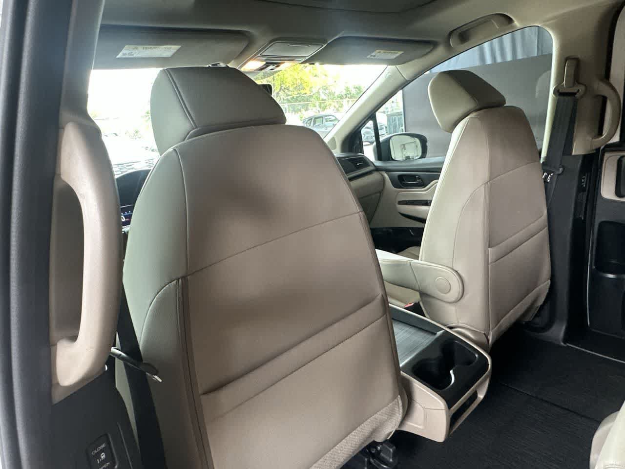 Used 2023 Honda Odyssey EX-L image 23