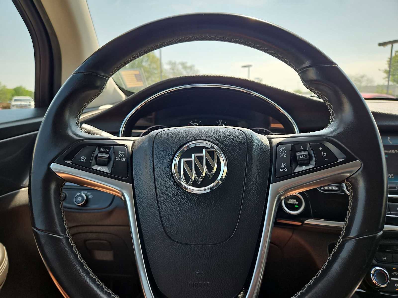Used 2018 Buick Encore Preferred image 22