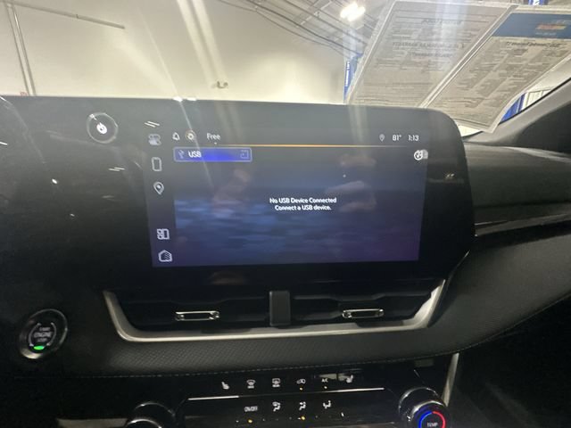 Used 2025 Chevrolet Equinox LT w/ Safety and Technology Package FWD image 16