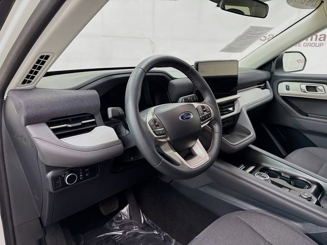 Used 2025 Ford Explorer Active image 9