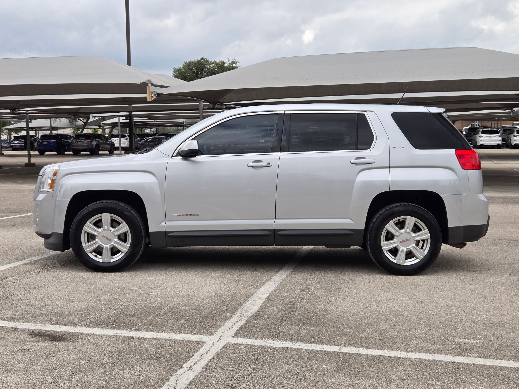 Used 2014 GMC Terrain SLE FWD image 7