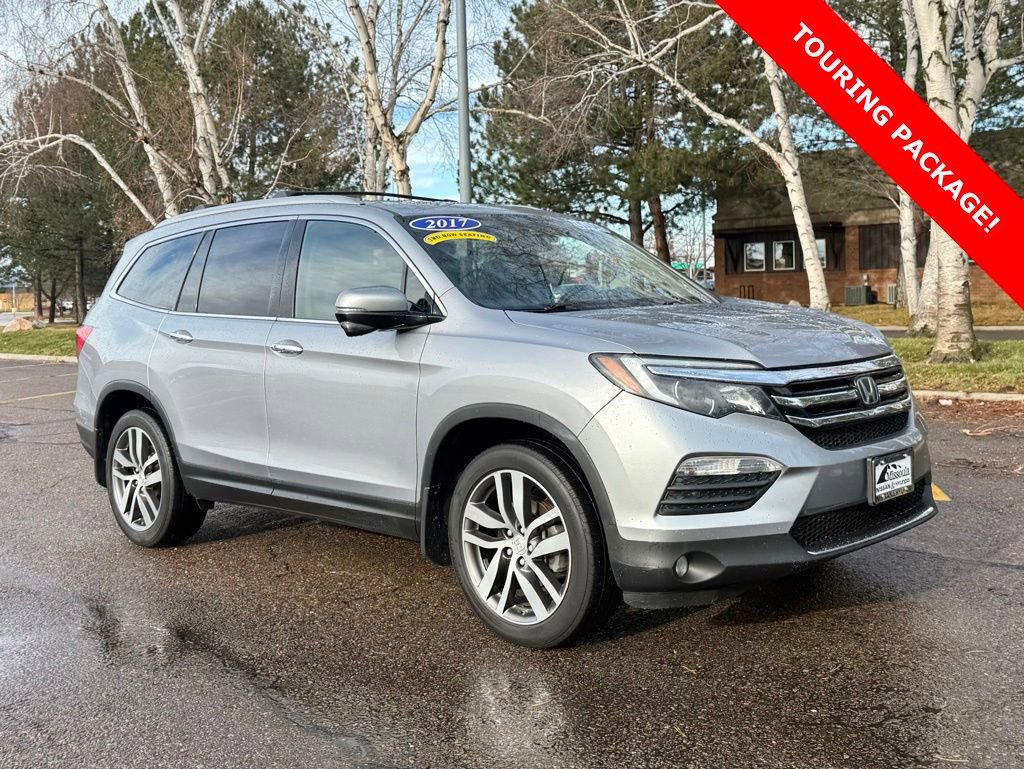Used 2017 Honda Pilot Touring image 2