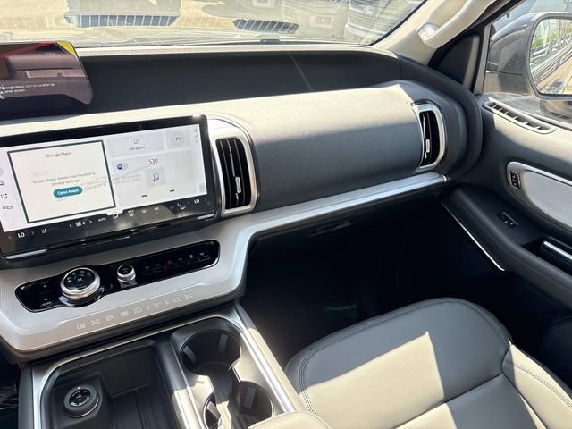 New 2026 Ford Expedition Active RWD image 15