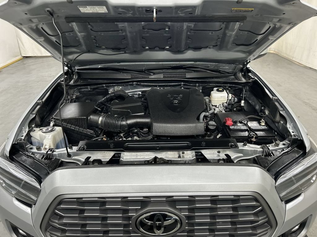 Used 2023 Toyota Tacoma TRD Off-Road w/ TRD Premium Off Road Package AWD/4WD image 25