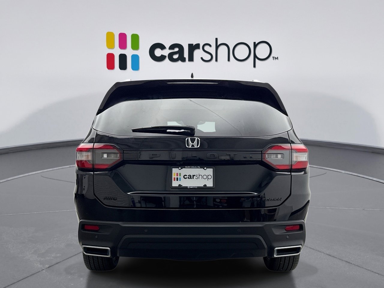 Used 2025 Honda Pilot Black Edition image 4