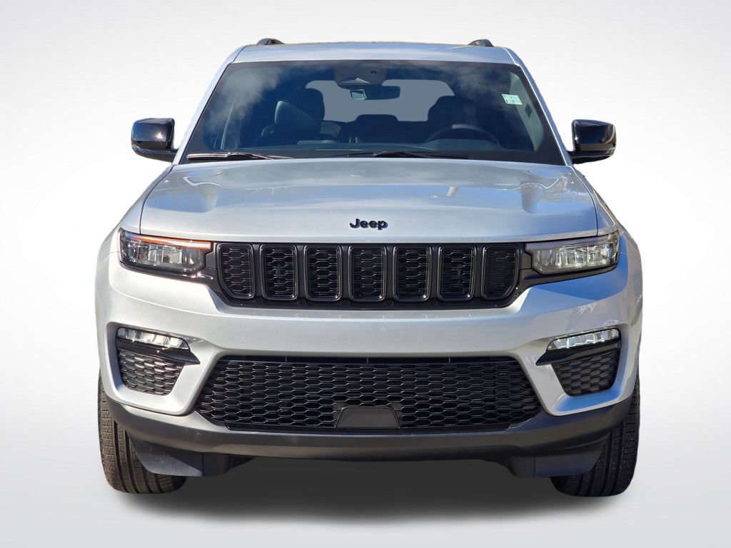 New 2025 Jeep Grand Cherokee Limited w/ Black Appearance Package image 17