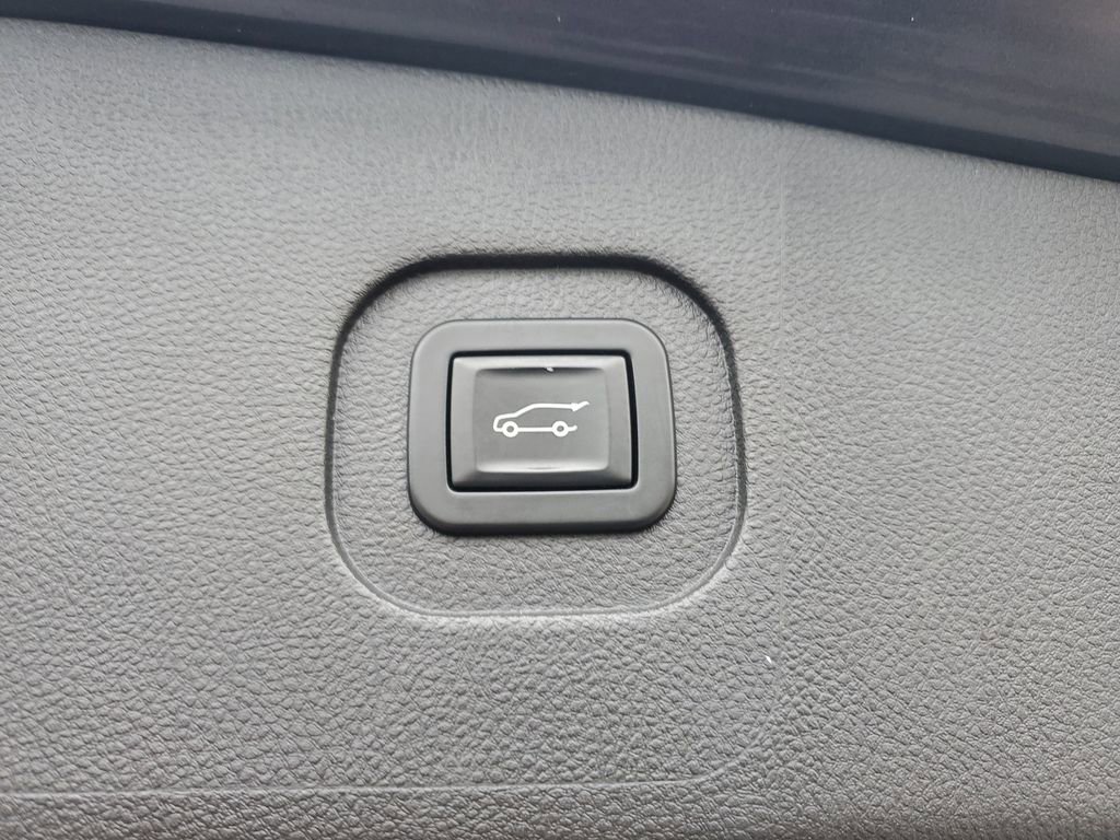 Used 2014 GMC Terrain SLT FWD image 30
