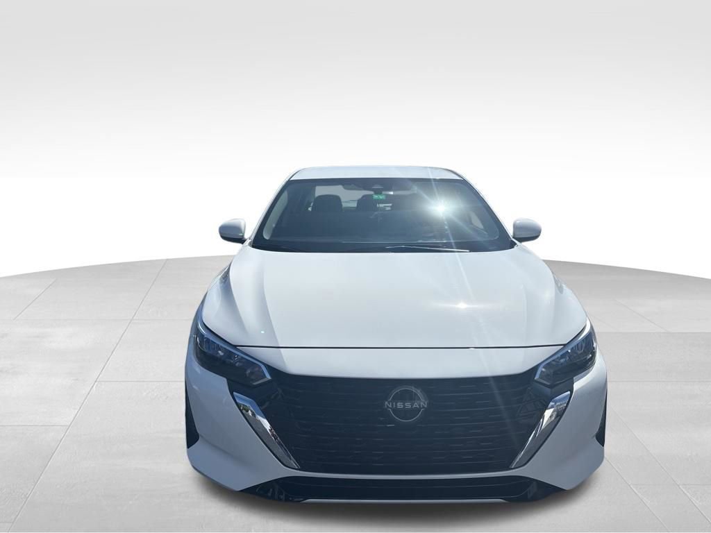 Used 2025 Nissan Sentra S image 9