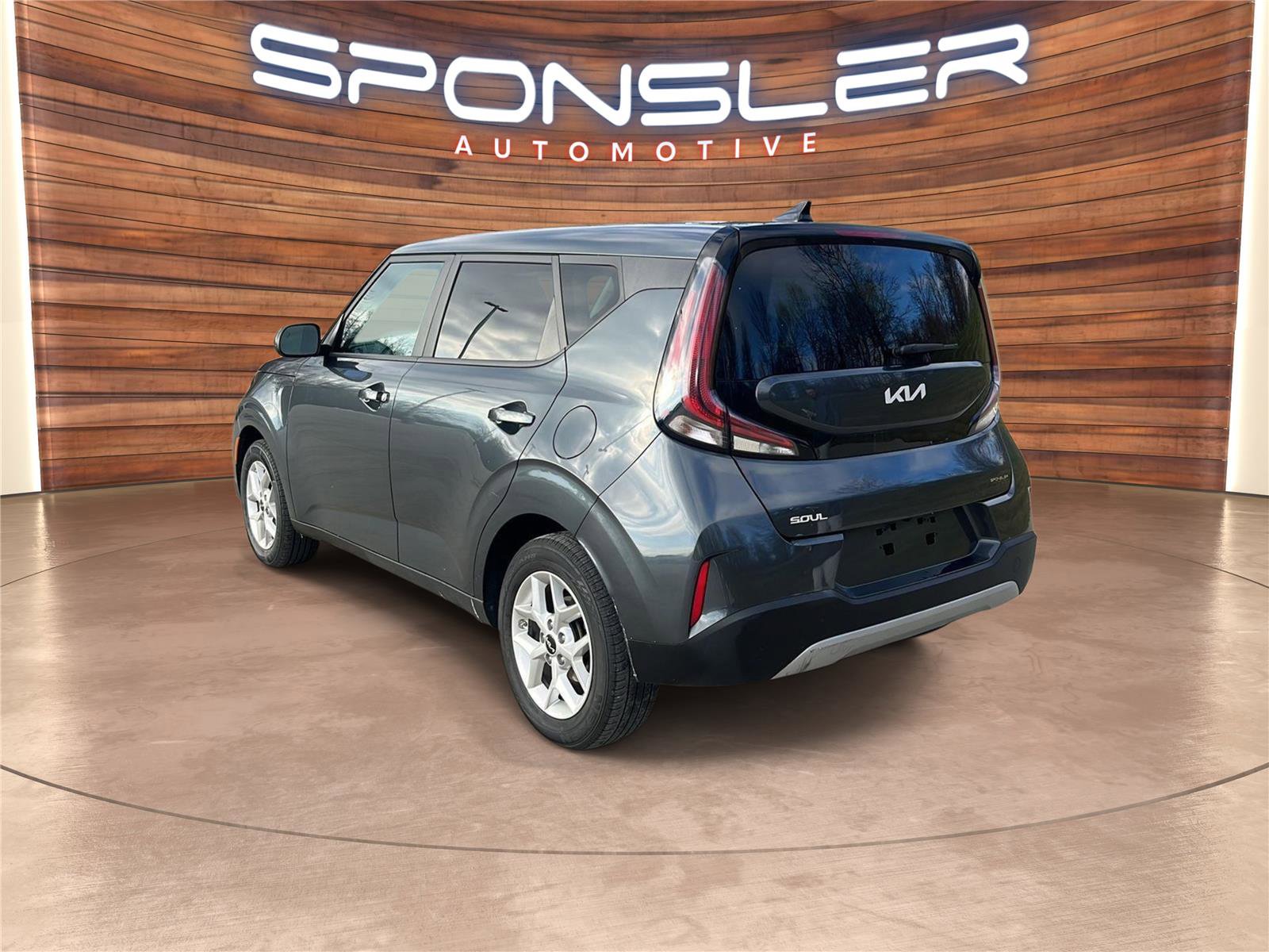 Used 2024 Kia Soul LX w/ Option Group 015 image 3