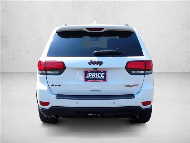 Used 2020 Jeep Grand Cherokee Trailhawk w/ Trailhawk Luxury Group AWD/4WD image 3