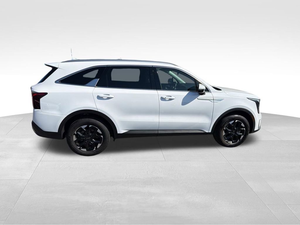 Used 2024 Kia Sorento S AWD/4WD image 12