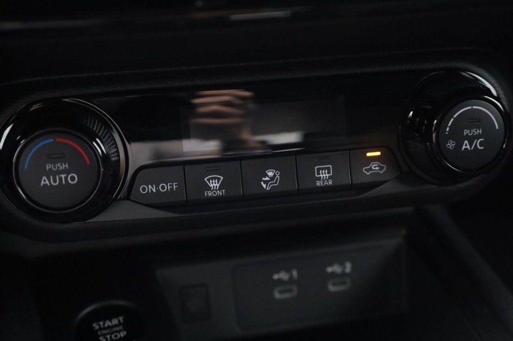 New 2026 Nissan Kicks SV AWD/4WD image 15