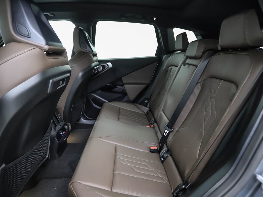 Used 2026 BMW X3 xDrive30 w/ Convenience Package image 21