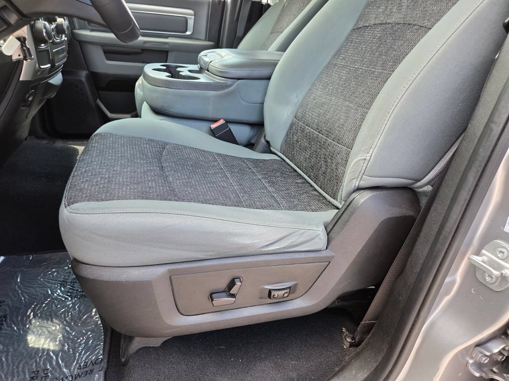 Used 2019 RAM 1500 Big Horn RWD image 10
