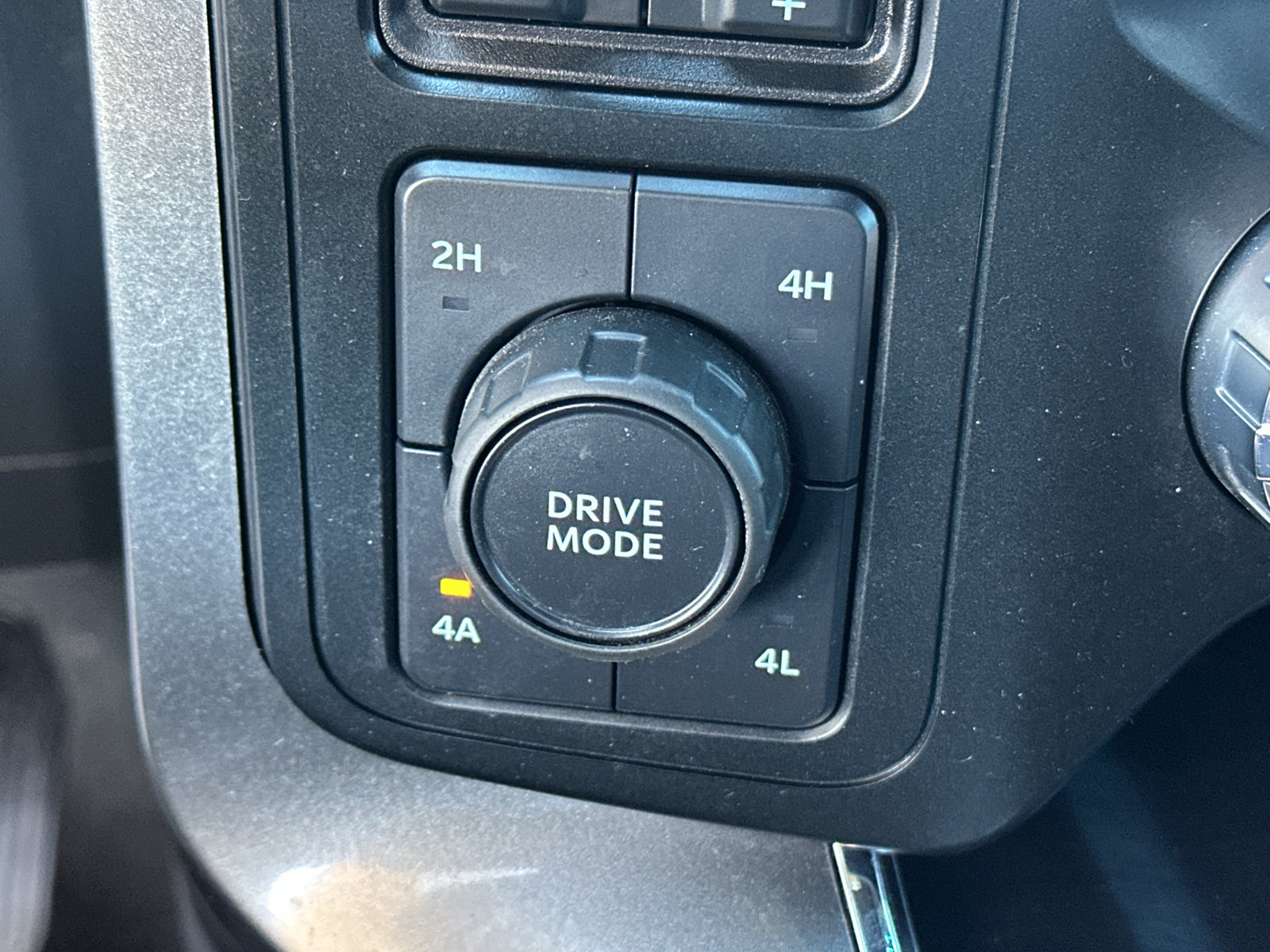 Used 2023 Ford F150 Lariat w/ Equipment Group 502A High AWD/4WD image 30