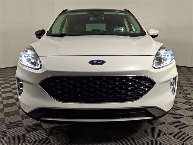 Used 2020 Ford Escape Titanium image 5