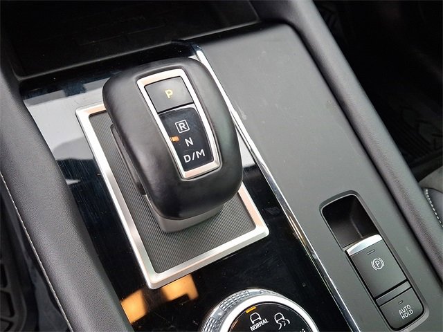 Used 2024 Mitsubishi Outlander SE image 11