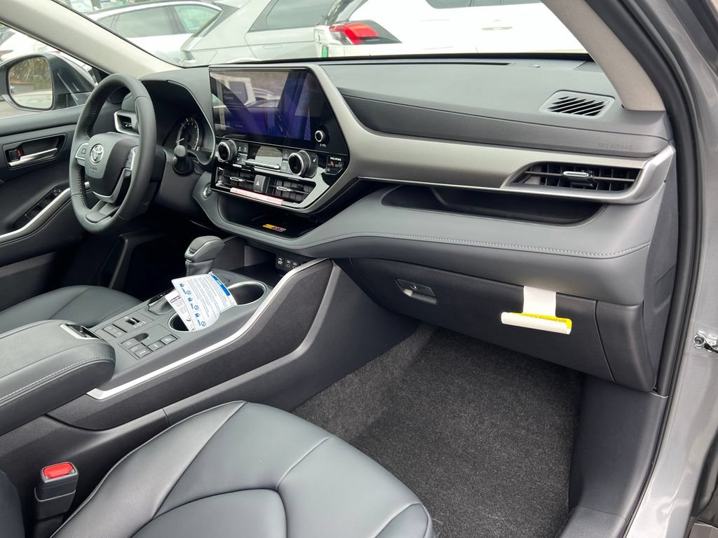 New 2026 Toyota Highlander XLE AWD/4WD image 20