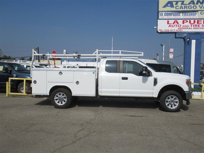 Used 2022 Ford F250 XL w/ STX Appearance Package AWD/4WD image 2