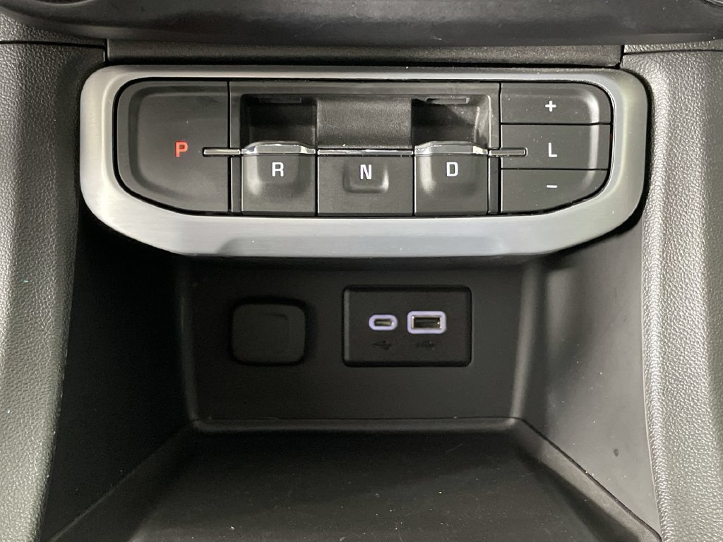 Used 2021 GMC Acadia SLE FWD image 15