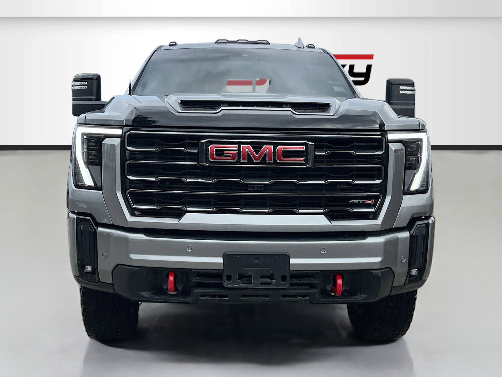 Used 2025 GMC Sierra 2500 AT4 w/ AT4 Premium Plus Package image 2