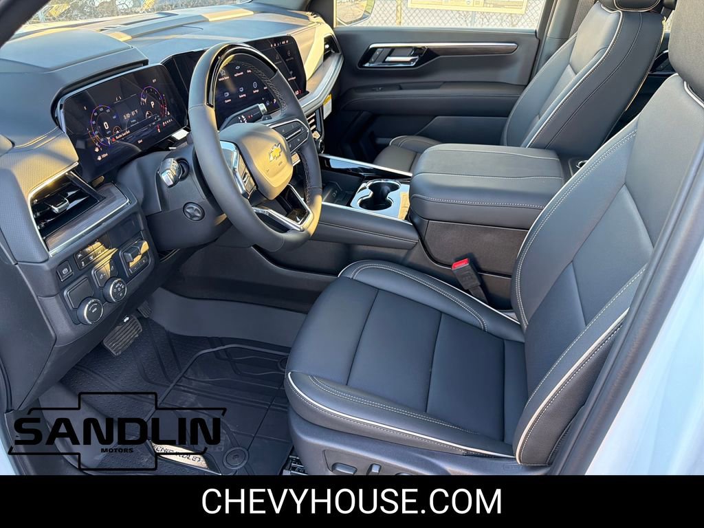 New 2026 Chevrolet Suburban Premier image 17