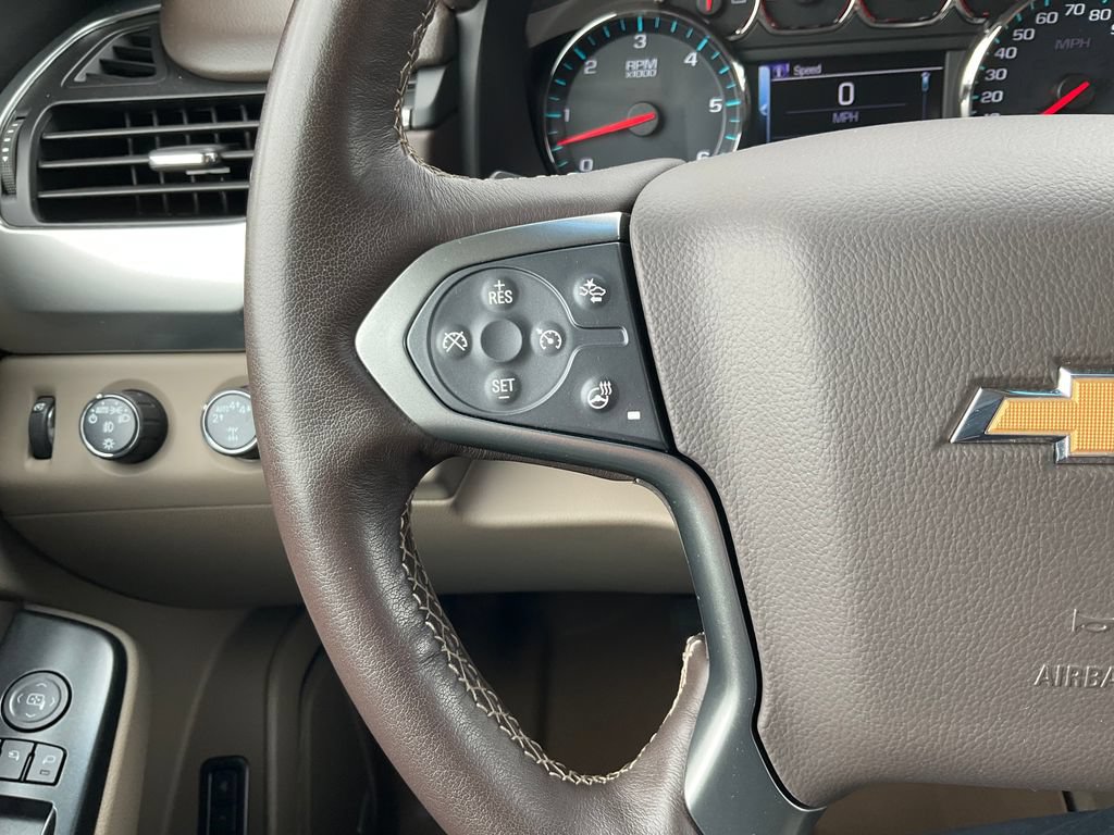 Used 2019 Chevrolet Tahoe LT w/ LT Signature Package AWD/4WD image 5